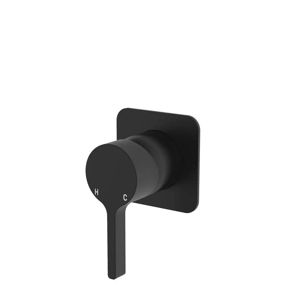 Sansa Wall Mixer, Square Plate, Matte Black fienza
