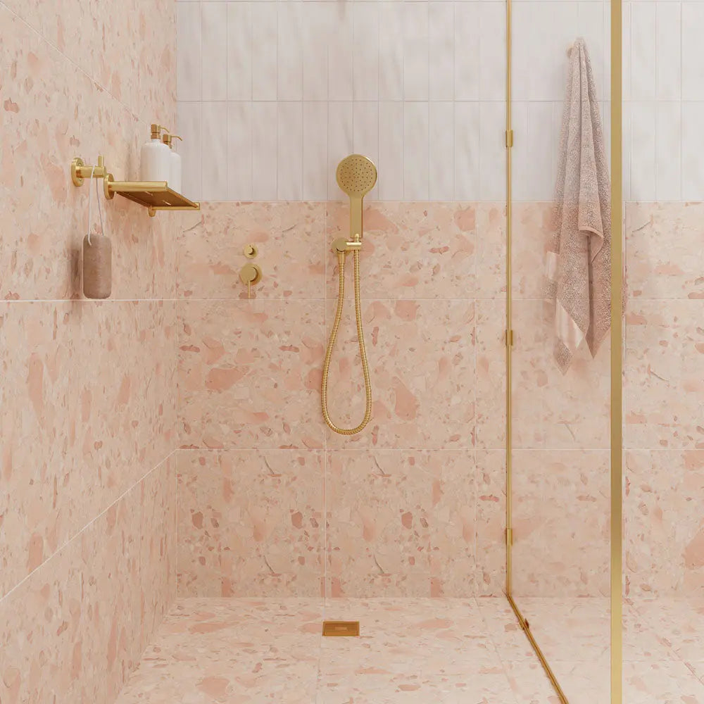Kaya Hand Shower, Round Plate, Urban Brass fienza