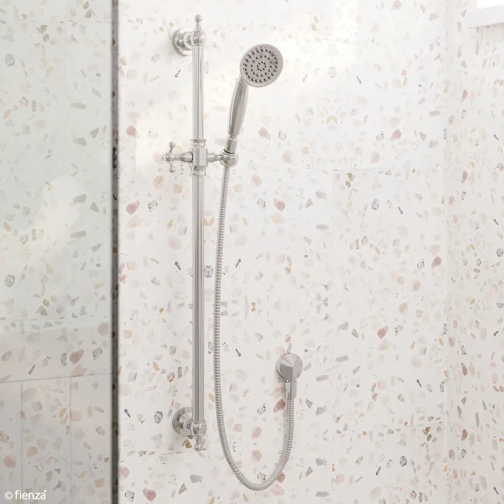 Lillian Rail Shower, Chrome fienza