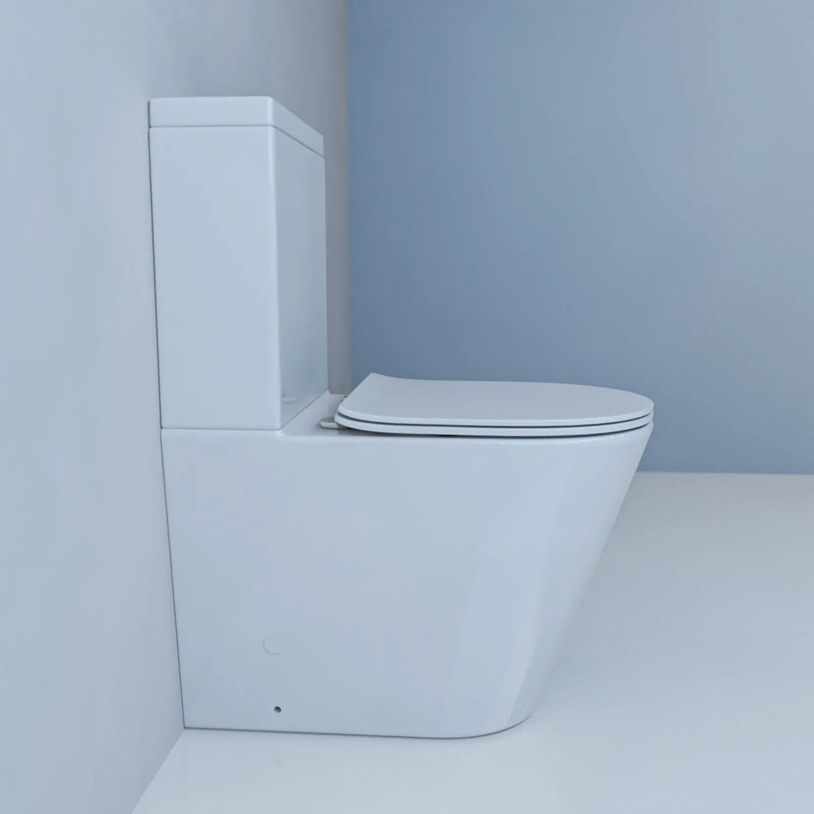 Bagno D'Oro Iris Rimless Toilet Suite Bagno D'Oro