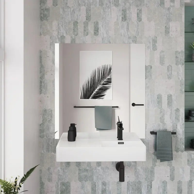 Petra 800 Right-Hand Wall Basin fienza